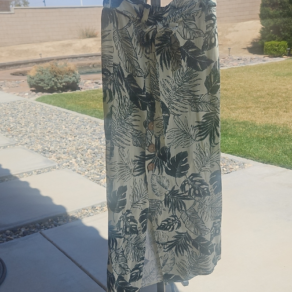 Tropical Leaf Print Skirt